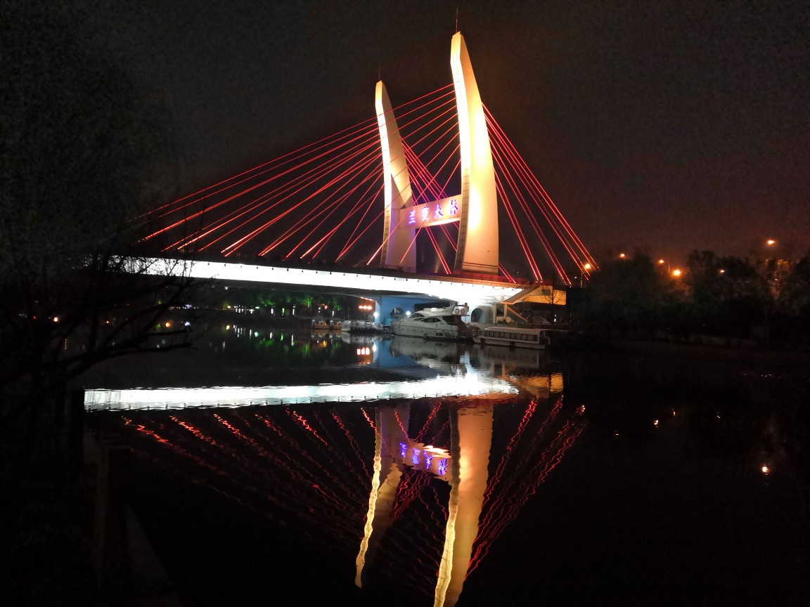 兰墅大桥灯又亮了